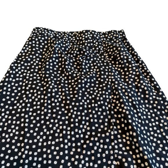 Princess Polly Black White Floral Print Skirt Midi High Slit Flowy Trendy Size 4 - Picture 2 of 10